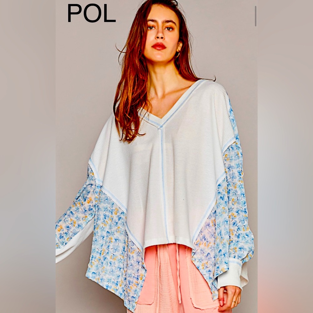 150. NWOT POL White and Blue Floral Long Sleeve Blouse